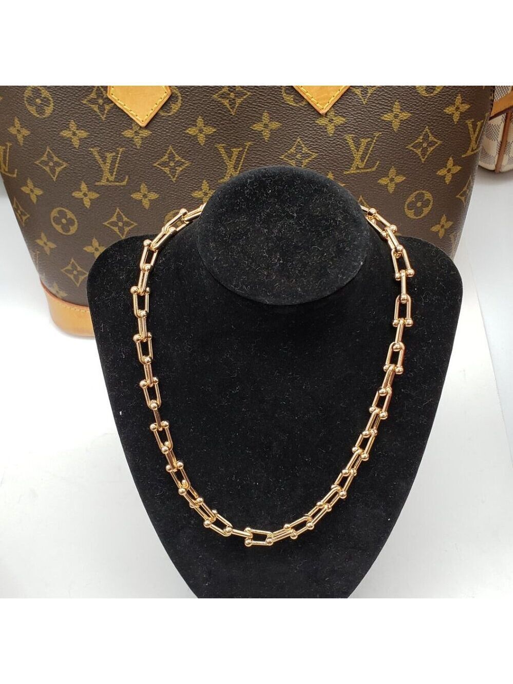 Rose Gold Plated Horse Shoe Necklace Chain